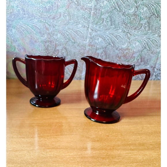 Vintage 34 Ruby Red glass creamer and open sugar set - Picture 10 of 10
